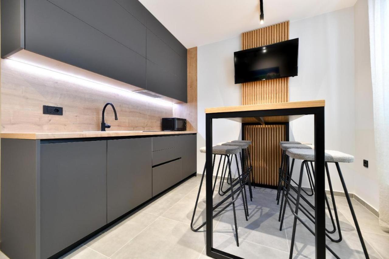 Maris Accommodation By Belmont Realty Zara Esterno foto