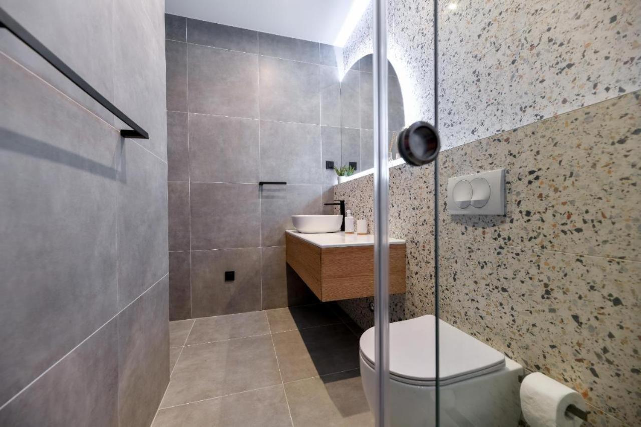 Maris Accommodation By Belmont Realty Zara Esterno foto