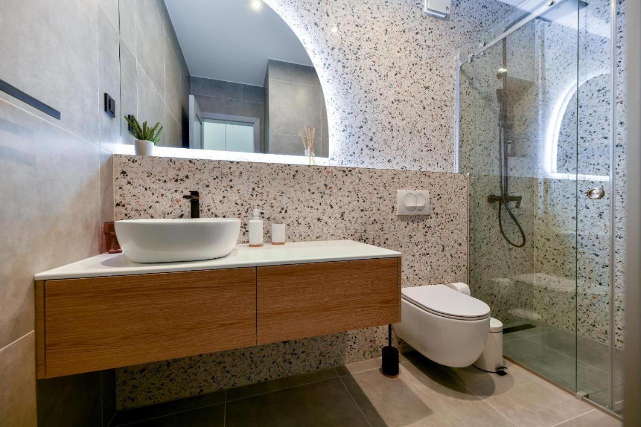 Maris Accommodation By Belmont Realty Zara Esterno foto
